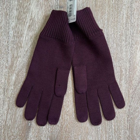 Lululemon Warm Revelation Gloves Tech CSSI Size M/L - Picture 4 of 5